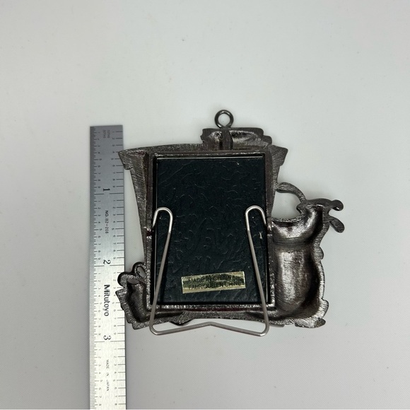 Christmas Ornament Picture Frame Pewter Dog Present by Fireplace - Picture 4 of 5